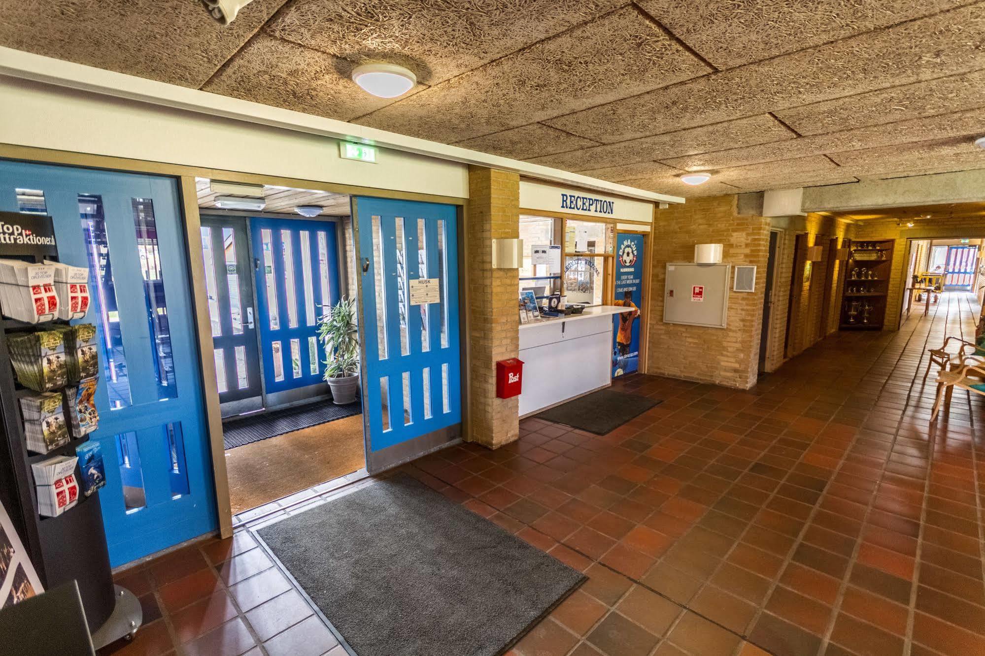 Dana Cup Sportscenter Hostel Hjørring Екстериор снимка